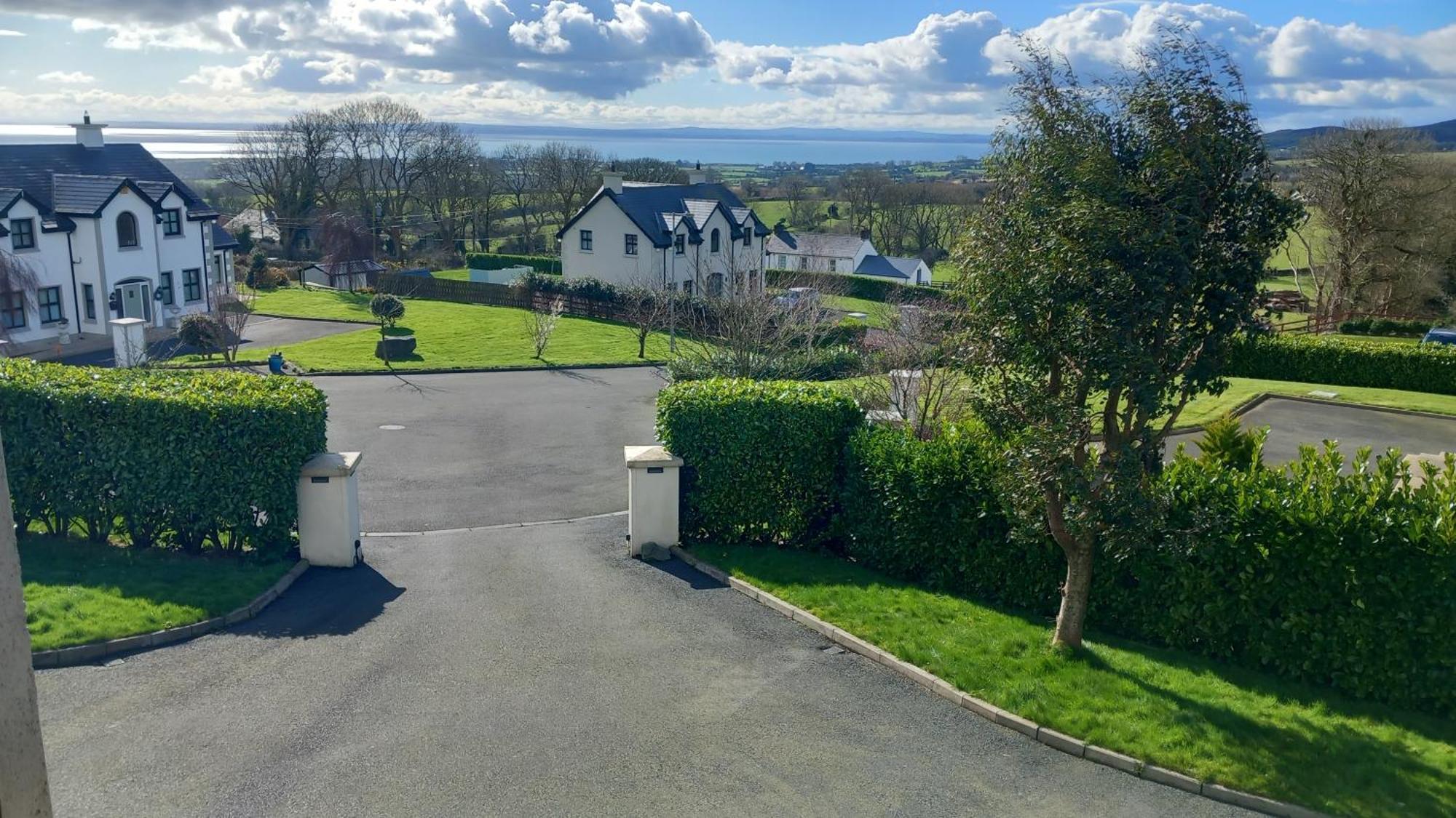 Safe Haven - Luxury Family Accommodation Carlingford Buitenkant foto