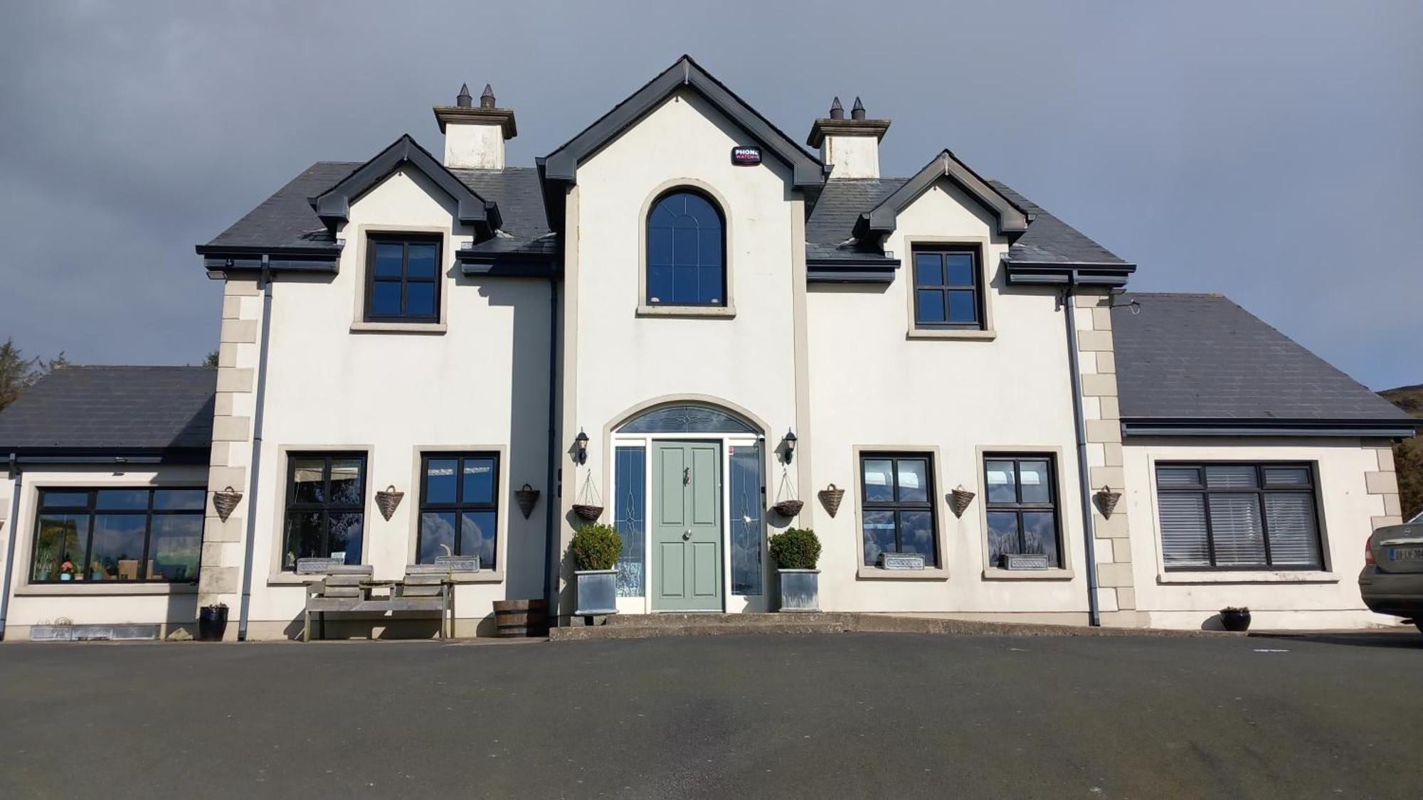 Safe Haven - Luxury Family Accommodation Carlingford Buitenkant foto